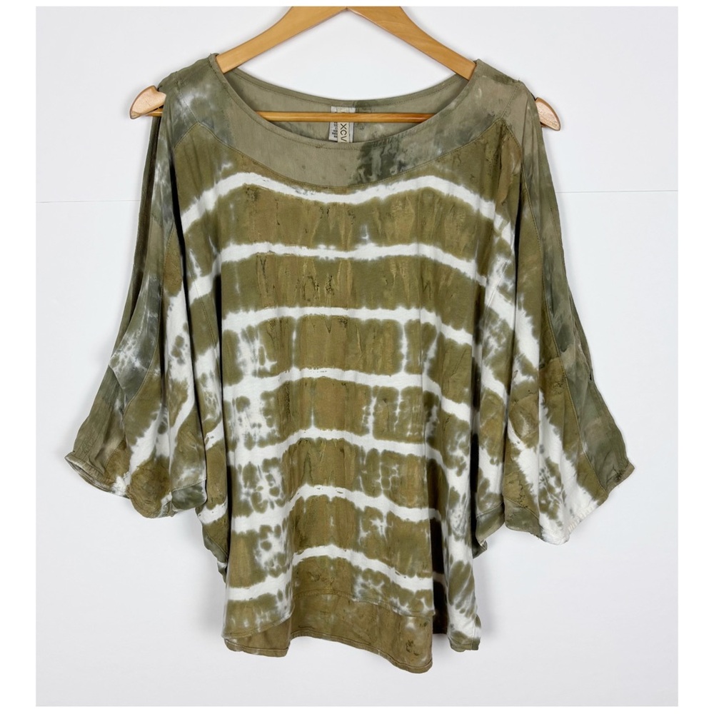 XCVI Top Size 1 Tie Dye Cold Shoulder Green Lagenlook Dolman Sleeve - Picture 1 of 7